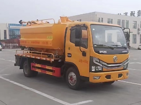 6方蓝牌清洗吸污车